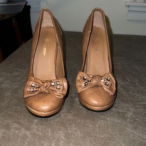 Women’s heels